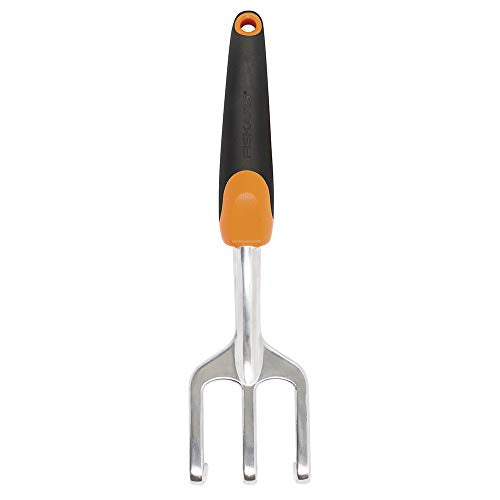 Bundle of Fiskars Bypass Pruning Shears, 5/8-Inch Cut Capacity + Trowel for Digging and Planting + Ergo Cultivator for Digging, Aerating Soil, and Weeding