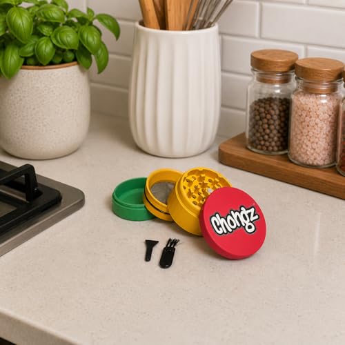 Chongz 62mm Soft Touch Lively Rasta 3 1/2pt Grinder