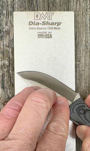 DMT D8X Diamond Dia-Sharp Bench Stone, Tool, Blade, Knife Sharpener - Extra Coarse (220) Diamond Grit Flat Sharpening, Made & Crafted in the USA 8" x 3" x 0.38"