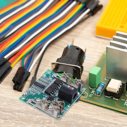 iplusmile Lithium Battery Protection Board 21 V with Temperature and Overcharge Protection for Power Tools 4.60 x 4.00 x 1.30 cm Safe Battery Protection and Thermal Protection Board
