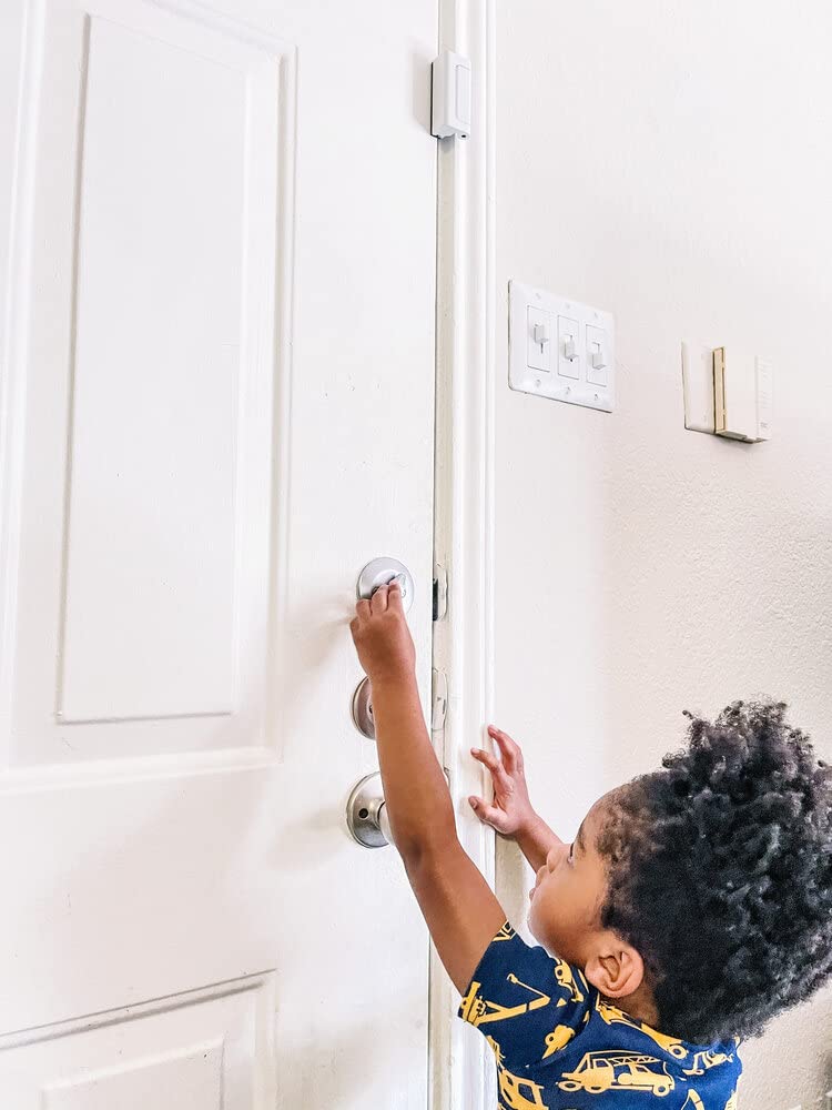 The Door Guardian - Door Lock for in-Swinging Doors, Home Security Latch Device, Childproof, Easy to Install (Black) Black