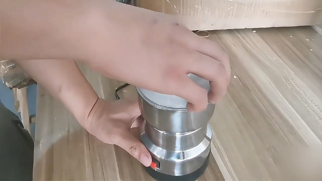 Electric Smash Machine Multifunction Small Food Grinder Grain Grinder