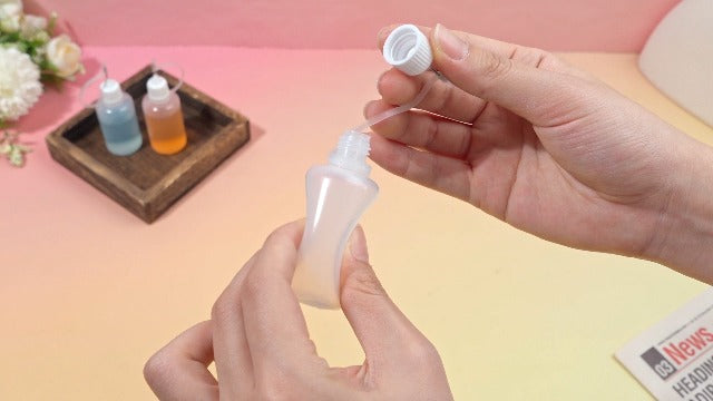 100 Pcs 30 ml/ 1 oz Precision Needle Tip Glue Applicator Bottle, White