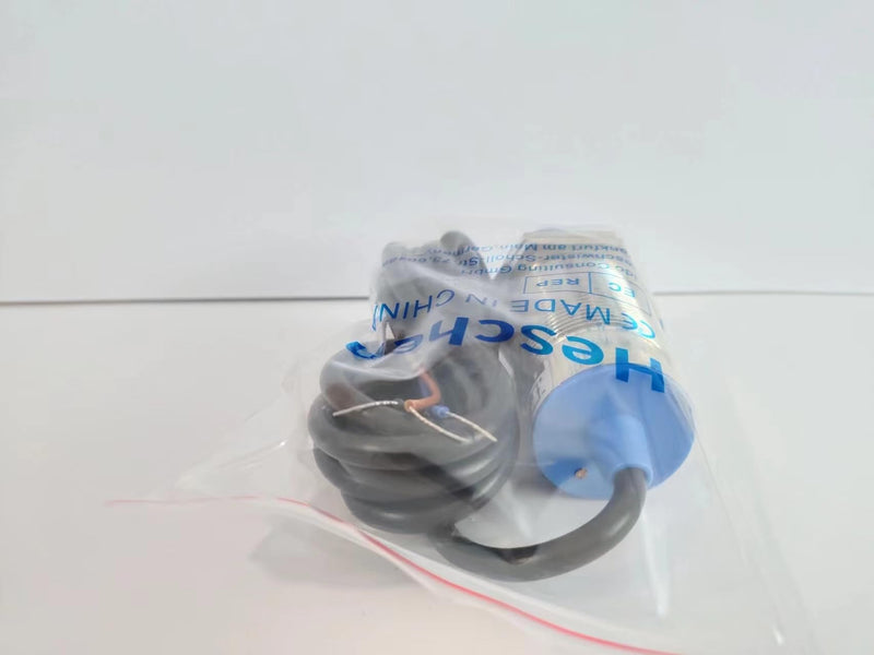 Heschen Capacitive Proximity Switch Sensor Switch LJC30A3-HJ/EZ Detector 1-15mm 90-250VAC 400mA Normally Open (No) 2 Wire