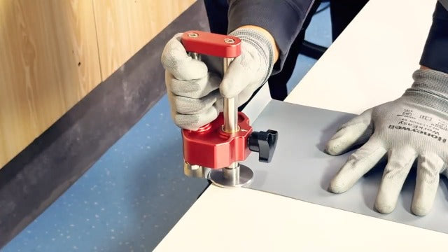Sheet Metal Roller 1 Station Metal Bender， Metal Roofing Tools，Sheet Metal Fabrication，0-90° Bending Range，90-180°（0.5in）lightweight and highly portable，Small Sheet Metal Roller and Bending Tool.