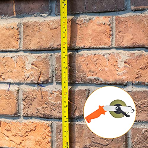 50M Steel Tape Measure with Ergonomic Handle | Langes 50-m-Stahlband mit gut greifbarem Gehäuse für Streckenmessungen auf Baustellen, im Garten und bei Außenarbeiten.