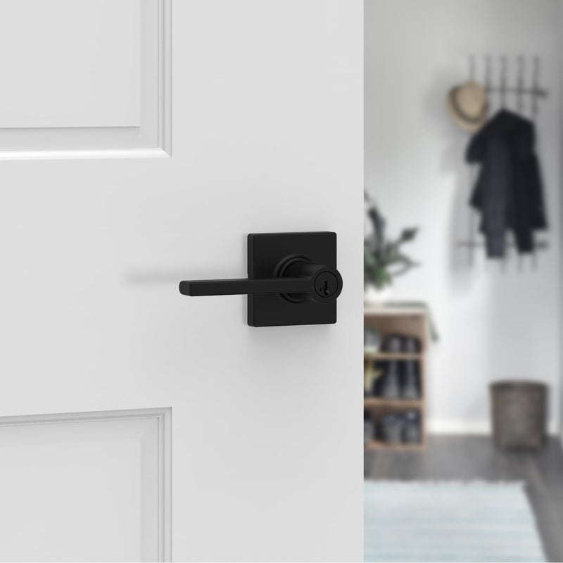 Kwikset Casey Entry Door Handle with Lock and Key, Secure Keyed Reversible Lever Exterior, For Front Entrance and Bedrooms, Matte Black , Pick Resistant Smartkey Rekey Security and Microban 1 Pack Keyed Entry