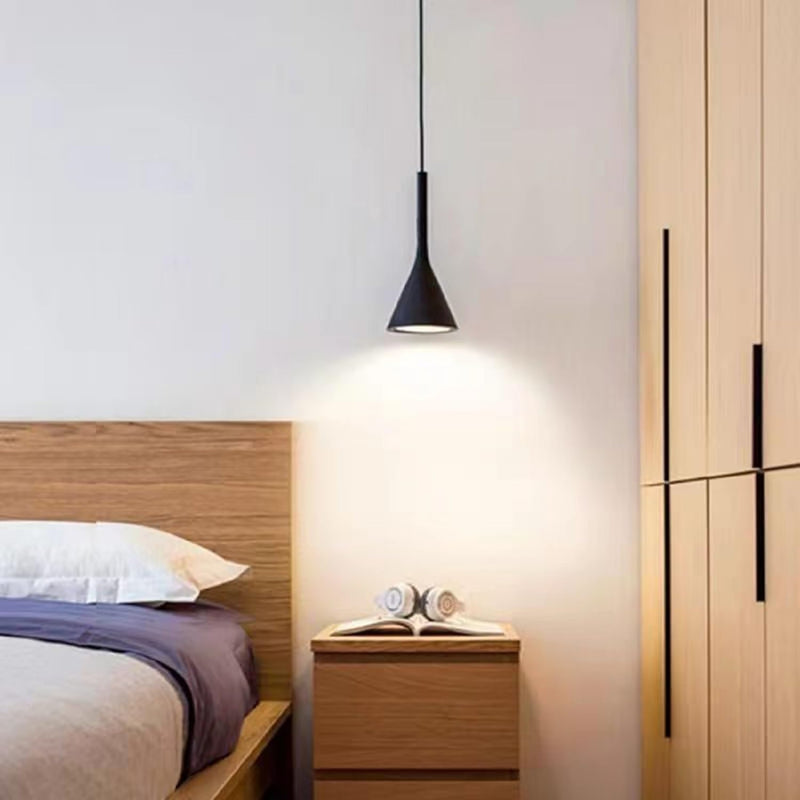 1-Light Small Industrial Kitchen Island Pendant Lights- Farmhouse Black Cone Shade, Living Room Bedroom Bedside Adjustable Hanging Ceiling Lamp with E27 Socket