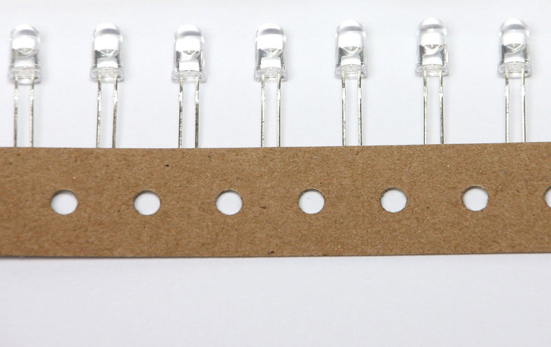 Lumetheus LED 5mm color white 25000 mcd 25 pieces LED extra bright 3V white diode 2 pin LEDs 5 mm - 25 pieces