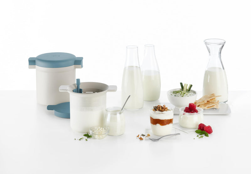 Lékué Kefir & Yogurt Maker | All-In-One Kit - Heat the Milk, Ferment, Filter & Preserve with No Electricity Needed | Easy to Use with Recipes Included like Matcha Yogurt | Healthy Natural Probiotics