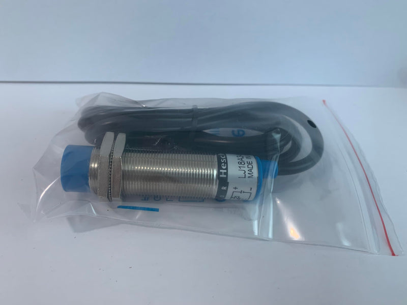 Heschen inductive proximity switches with sensor LJ18A3-8-Z/BY, detector 8mm, 10-30VDC, 200mA, PNP NO (normally open), 3 wire