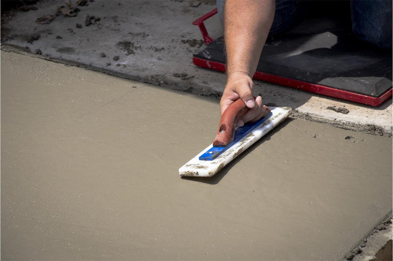 MARSHALLTOWN White Lightning Hand Float, Concrete Floating Made Faster and Easier, Smooth Professional Results, Assembled in USA, WTLF16 16 Inch