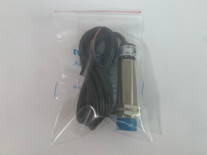 Heschen Capacitive Proximity Switch LJC18A3-HZ/BY Detector 10mm 10-30VDC 200mA PNP Normally Open (NO) 3-Wire