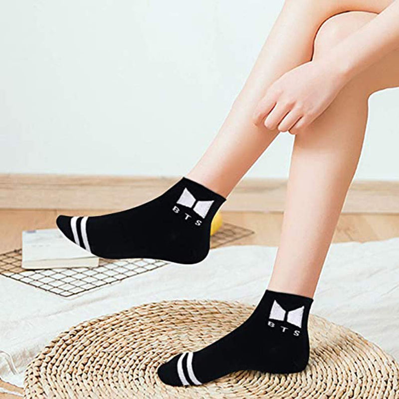 3 Pairs BTS Bangtan Boys Socks, Cotton Knit Socks, Warm Athletic Socks with 1 Bangtan Boys 3D Sticker and 2 Bangtan Boys Photocard, Bangtan Boys Fan Gift Set for Army