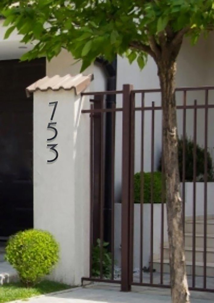 Hy-Ko Floating Mount House Numbers, Modern Raised Metal House Numbers for Outside, Durable Convenient Marking for Home Address with Included Mounting Hardware for Simple Installation 4 6 Inch Black