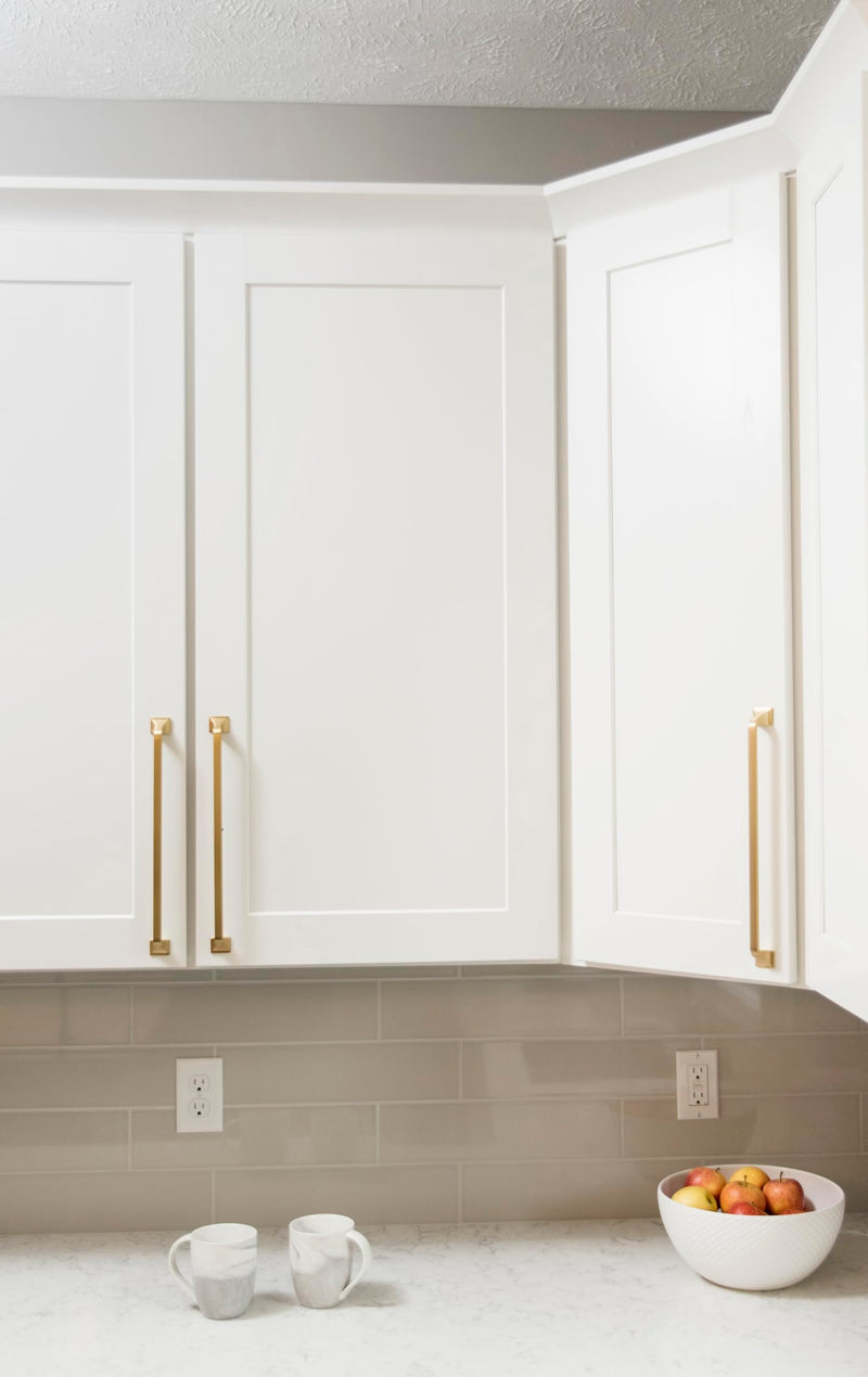 Hickory Hardware 1 Pack Solid Core Kitchen Cabinet Pulls, Luxury Cabinet Handles, Hardware for Doors & Dresser Drawers, 7-9/16 Inch (192mm) Hole Center, Brushed Golden Brass, Forge Collection 7-9/16 Inch Center to Center