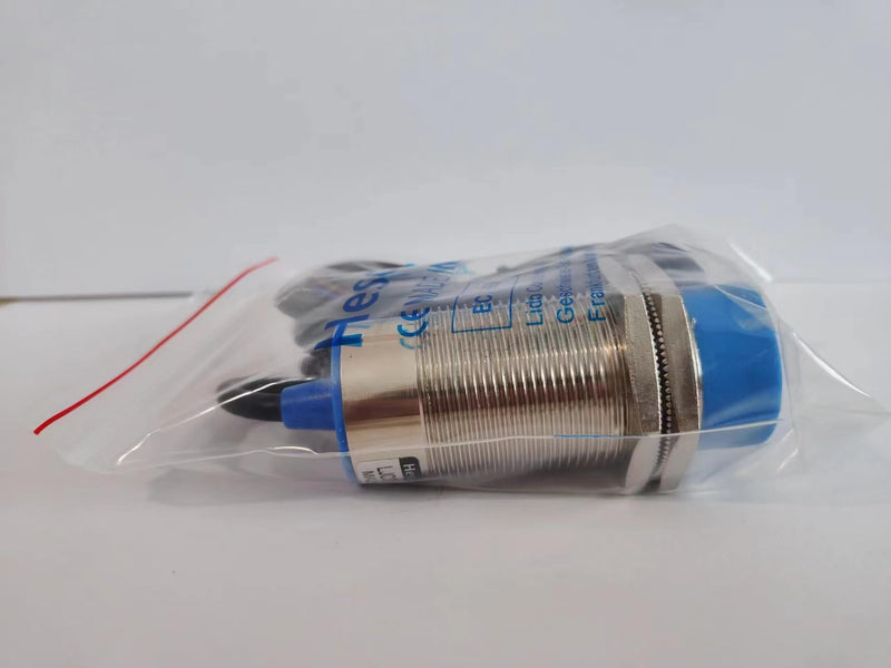 Heschen Capacitive Proximity Switch Sensor Switch LJC30A3-HJ/EZ Detector 1-15mm 90-250VAC 400mA Normally Open (No) 2 Wire