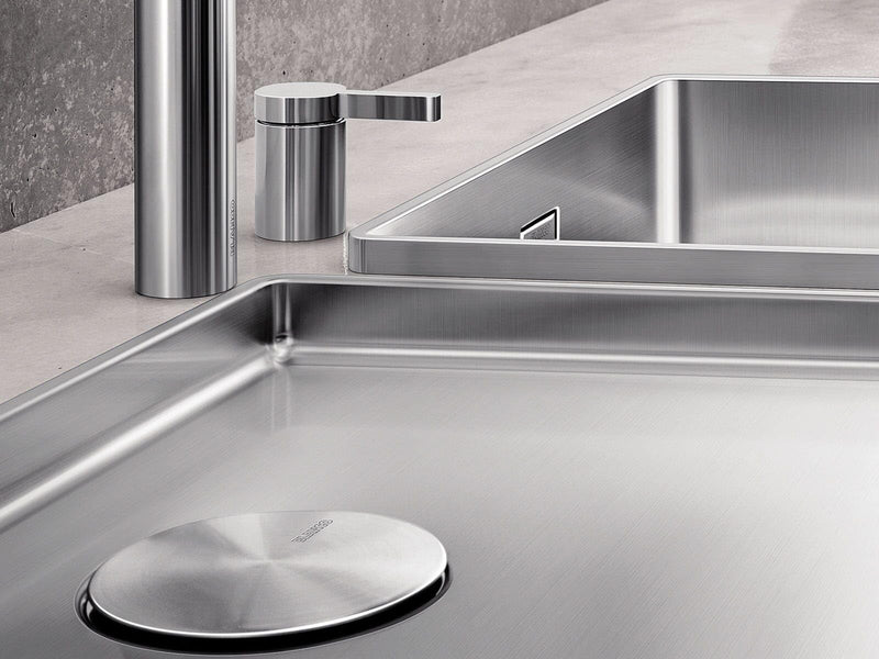 BLANCO, Stainless Steel 517666 Cap Flow Decorative Drain Cover