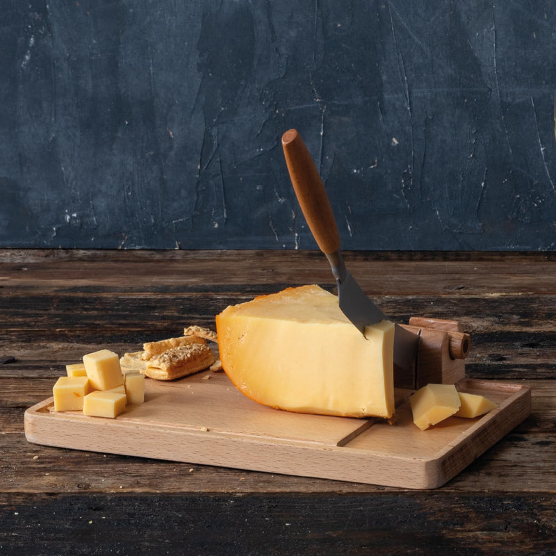 BOSKA Cheese Cutter Lumberjack Amigo/Serving Board with Cheese Knife/Beechwood and Stainless Steel/For Cheese and Sausage/Safe Cutting/With Crumb Catcher / 9 Inches