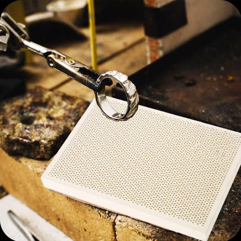 Tiiyee Ceramic Soldering Board, Honeycomb Soldering Board, Ceramic Soldering Mat, Fireproof Welded Plate, Ceramic Tiles, Honeycomb Plate, Jewellery, Heating, Color Print, Ceramic Plate for Heat, Paint, Drying