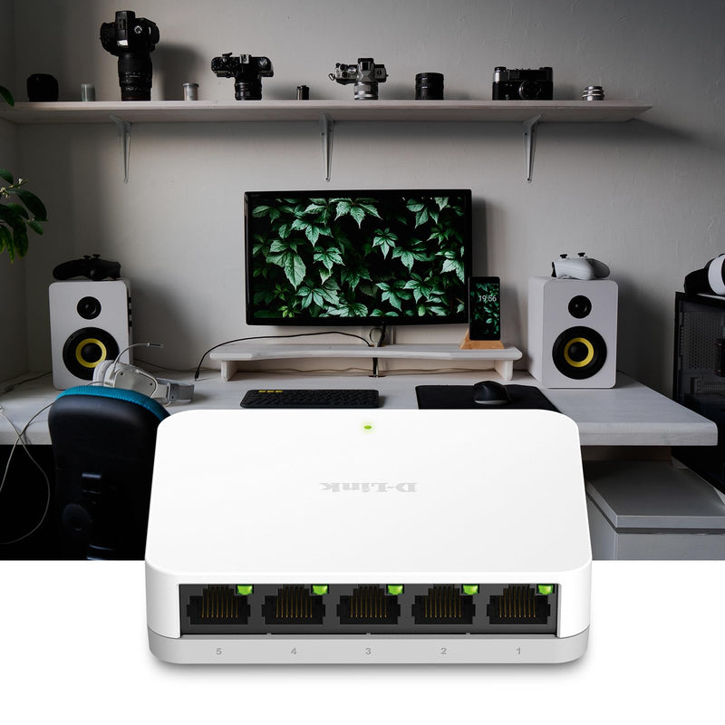 D-Link 5 Port Gigabit Ethernet Unmanaged Network Switch, Plug and Play, Ethernet Splitter, Fanless, Traffic Optimization, Unmanaged (DGS-1005A)
