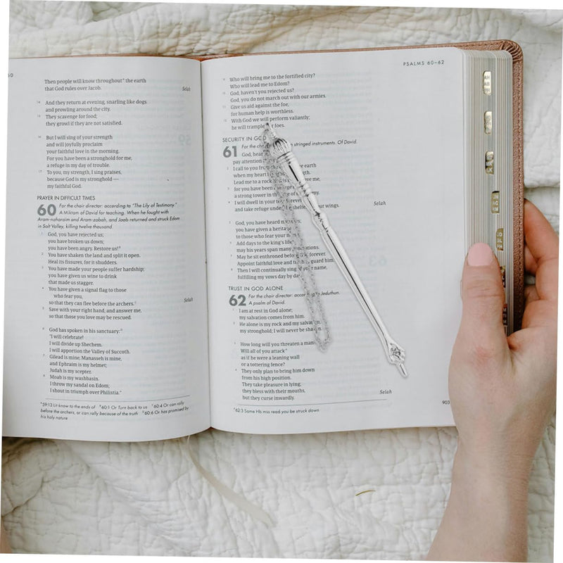 Jewish Bible Reading Pointer Tool - Elegant Silver Metal Finger Yad for Bar Mitzvah Torah Reading and Home Use - Ergonomic Design for Efficient Reading