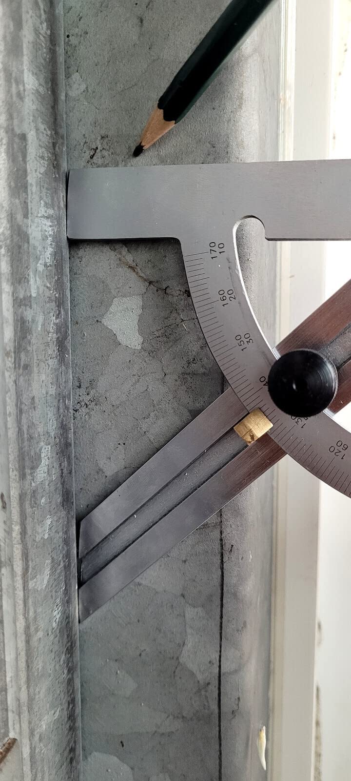 WRS Precision Protractor with Adjustable Rail, 10-170°, Rust-Proof, Matt Chrome, with Metal Locking Screw, in Case, Size: 150 x 300 mm
