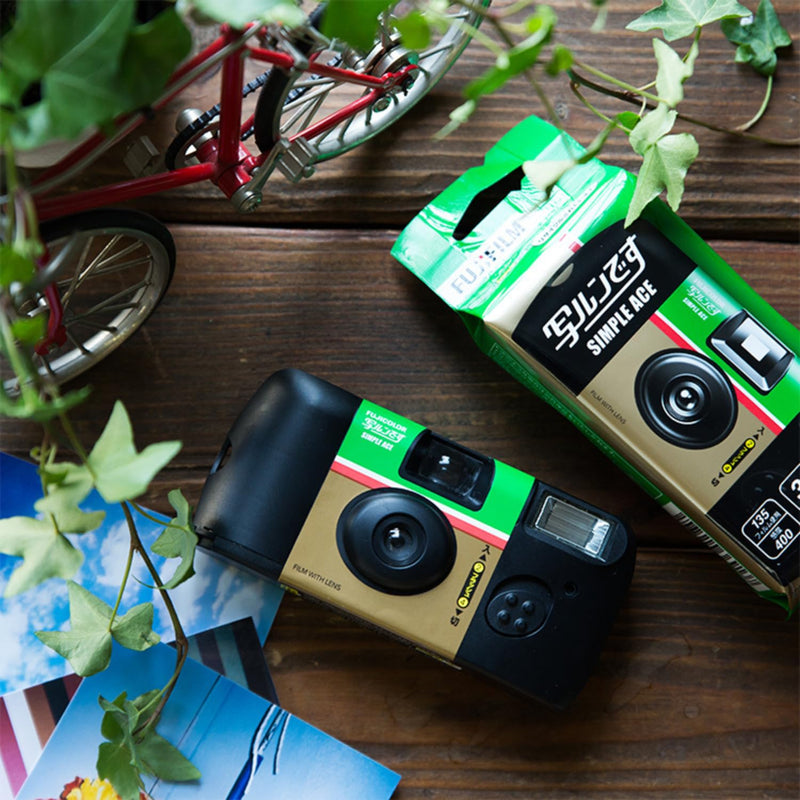 Fuji Film Camera QuickSnap Disposable Camera 400 One-Time-Use 27shoot 32mm Film Camera Japan Limited Model & SOLOFIS Cleaner (1 Pack) 1 Pack