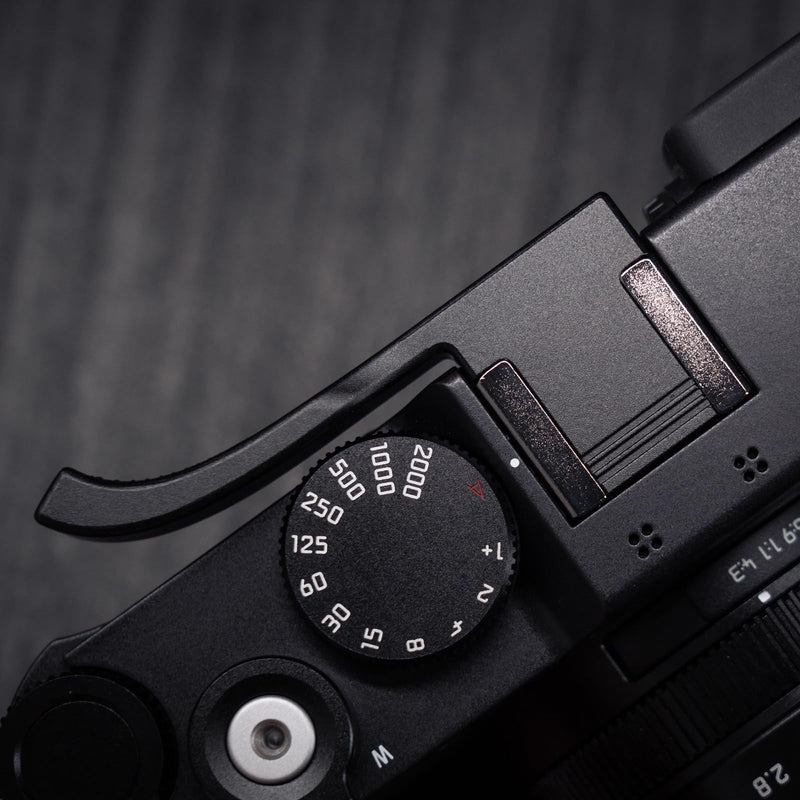 Metal Thumb Up Grip for Leica D-LUX8 DLUX8 Camera, Hot Shoe Thumb Rest Support Grip ，Exclusive Vintage Anti-Slip Pattern, Enhance The camera's Grip Feel (Black) Black