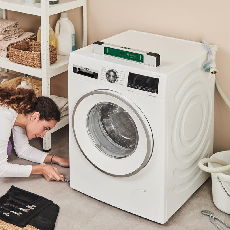 Bosch Wasserwaage EasySpiritLevel (intuitives LED-Konzept, Tonunterstützung, Neigungen bis zu +/-3°, 0,1° Genauigkeit bei 0°, 90°, 180° und 270°, aufgedruckte Skala, im E-Commerce Karton) | Intuitive LED concept, sound support, inclinations up to +/-3°...