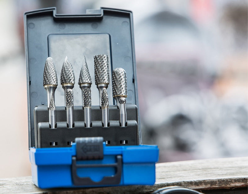2x10pc Carbide Burr Gift Set, 3mm Shank, 20 Shapes Double Cut Tungsten Rotary Tool Cutting Bits - Accessories for Dremel, Fordom, Flex Shaft, Dewalt and Multitools - Ideal for Wood Carving Projects