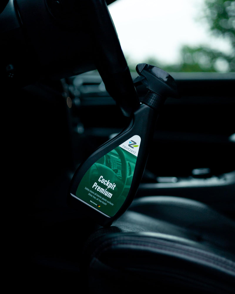 nextzett 92470515 Cockpit Premium Interior and Dashboard Cleaner, 16.9 fl oz, Black