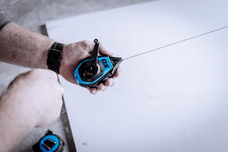 OX Pro 50ft Precision Chalk Line with Pinchable Rubber Tip and 4oz Chalk Powder Refill - Kevlar and Nylon Ultra Fine Line Marking Tool 3:1 Gear Ratio Chalk Reel Tool OX-P630702 50ft Kevlar Chalk Reel + 4oz Refill