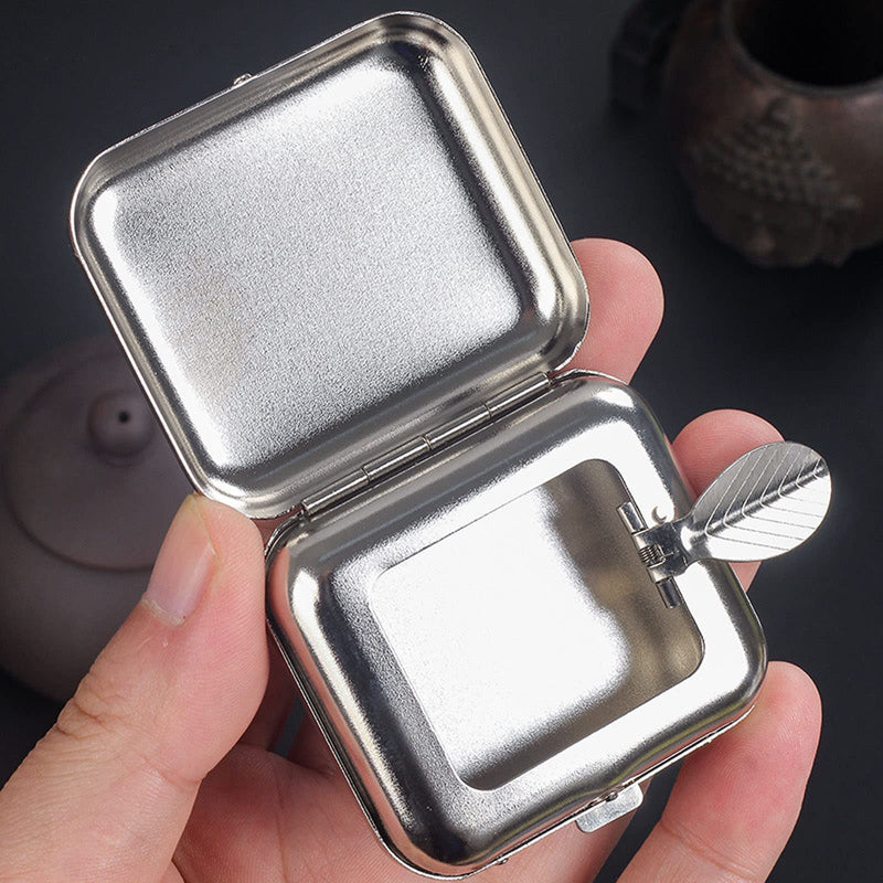 Portable Ashtray, VOVCIG Pocket Ashtray Windproof Ashtray with Lid Stainless Steel Car Ash Tray for Car Outdoor Cigars (Silvery) Silvery