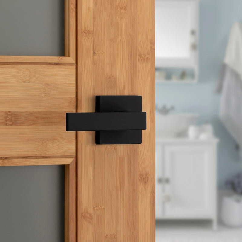 Kwikset Singapore Interior Privacy Door Handle with Lock, Door Lever For Bathroom and Bedroom, Matte Black Reversible Keyless Turn Lock, with Microban Protection 1 Pack