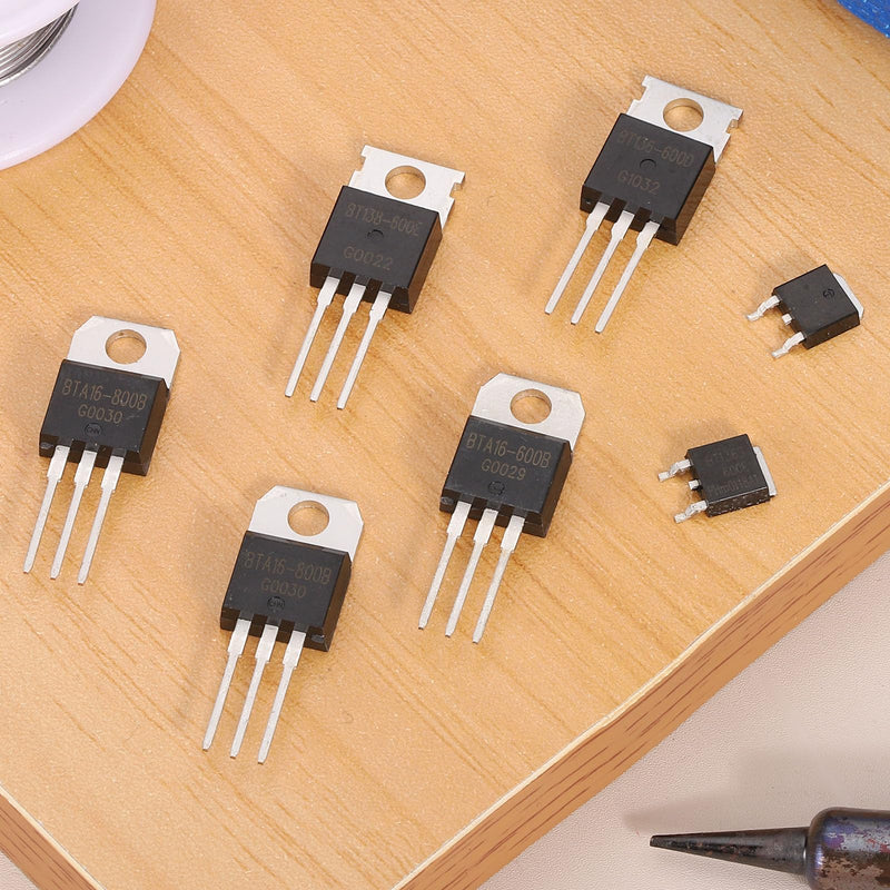 QUARKZMAN Pack of 20 Bidirectional Thyristor BT136-600D TO-220 600V 4A Rail Thyristor for Electronic Instruments Smart Home Devices Drones