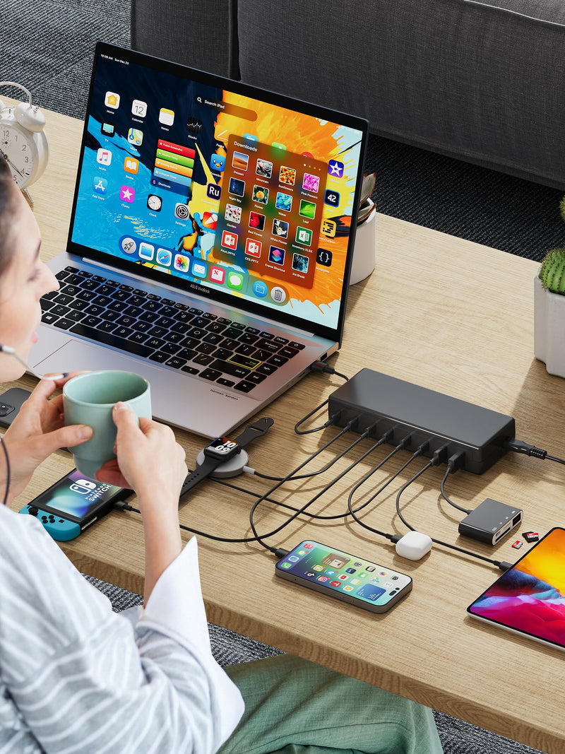 Charging Station for Multiple Devices, 200W 8 Ports Charger Station with Powerful 20W PD USB-C Ports, Fast 65W for MacBook Pro/Air, 2 USB 5V/ 4.8A Charging Ports Compatible with iPhone iPad Y021