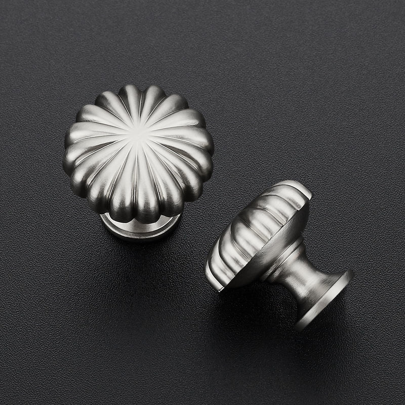 15 Pack Silver Cabinet Knobs, Zinc Alloy Brushed Nickel Drawer Knobs Hardware for Kitchen Cabinets, Dresser and Wardrobe Doors Vintage Dresser Drawer Pulls Brushed Satin Nickel 15