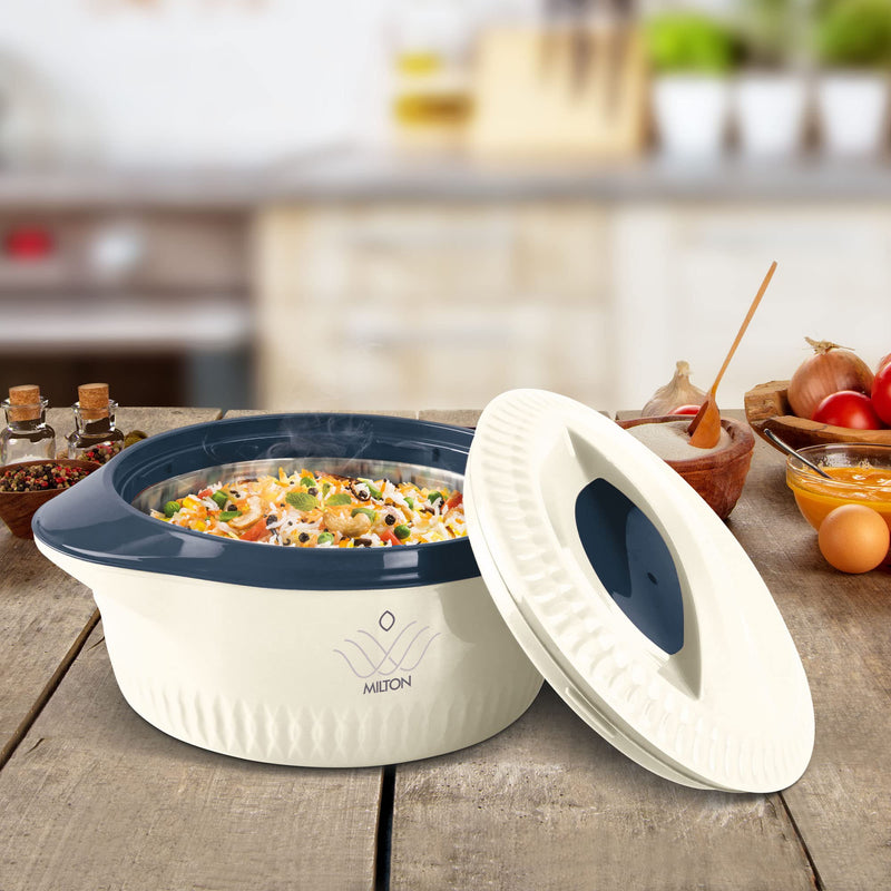 MILTON Royal 2500 Insulated Inner Stainless Steel Casserole, 2.05 litres, Cream | BPA Free | Food Grade | Easy to Carry | Easy to Store | Ideal for Chapatti | Roti | Curd Maker