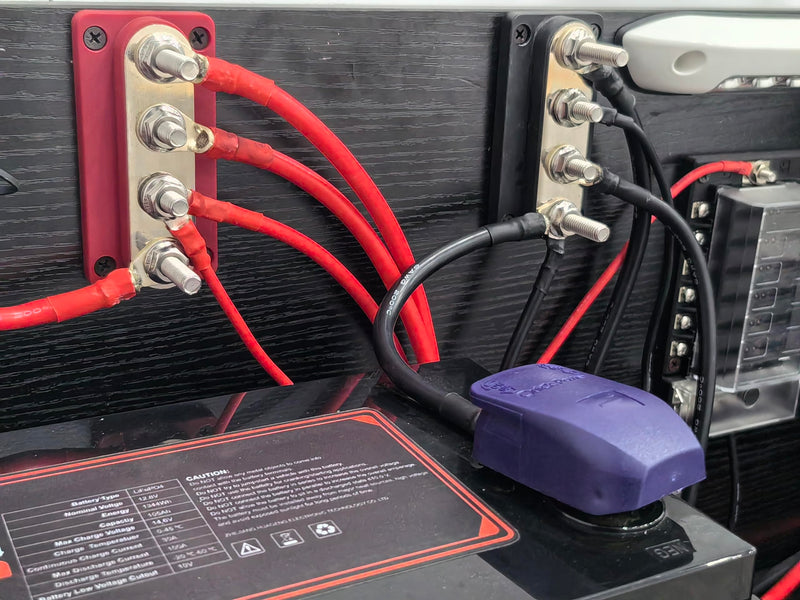 300A Bus Bar Marine Power Distribution Block with Cover 4X 5/16" (M8) Terminal Studs with Cover Marine Battery Bus Bar 12V - 48V for Automotive Car Boat 300A-4x 5/16"- Black& Red
