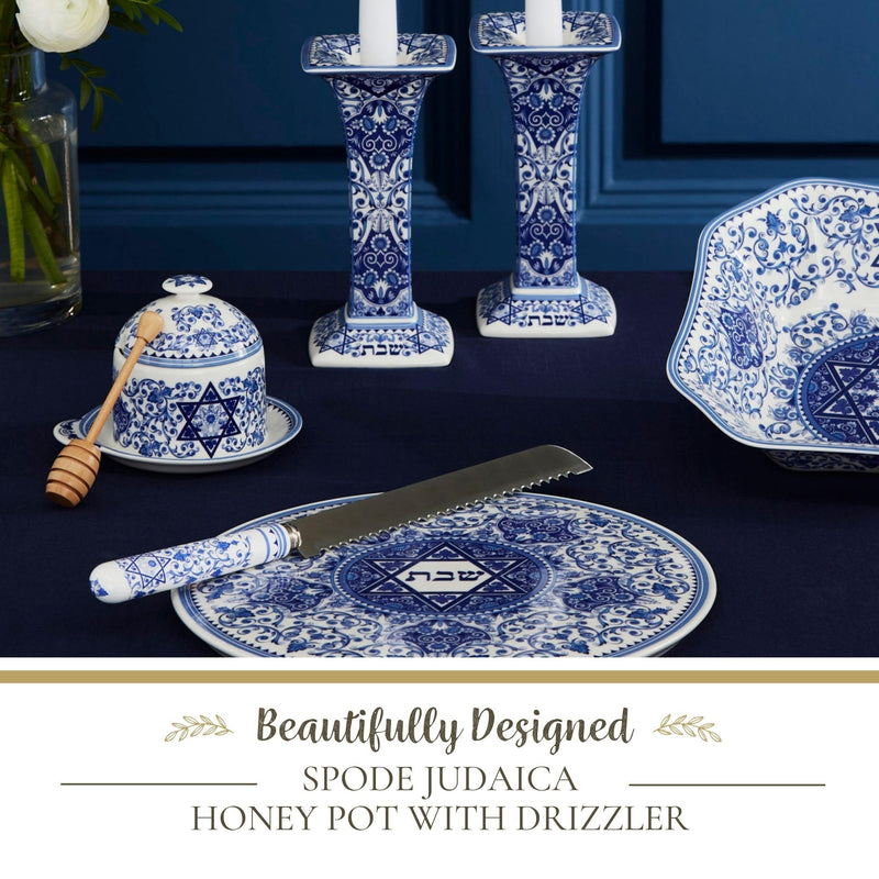 Spode Judaica Honey Pot with Drizzler - 10.5 oz Fine Porcelain Jar with Lid & Wood Dipper, Rosh Hashanah Gift for Holiday Tables - Great for Hanukkah, New Year, Thoughtful Hostess Present