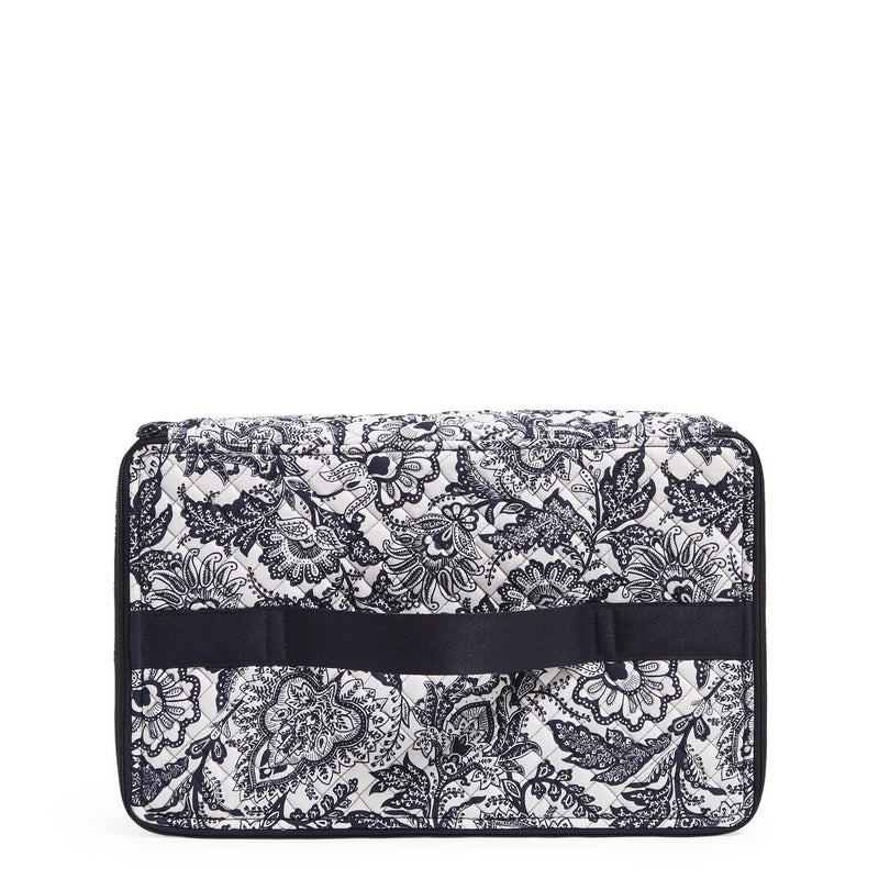 Vera Bradley Women's Cotton Heat Resistant Casserole Carrier One Size Java Navy & White - Recycled Cotton