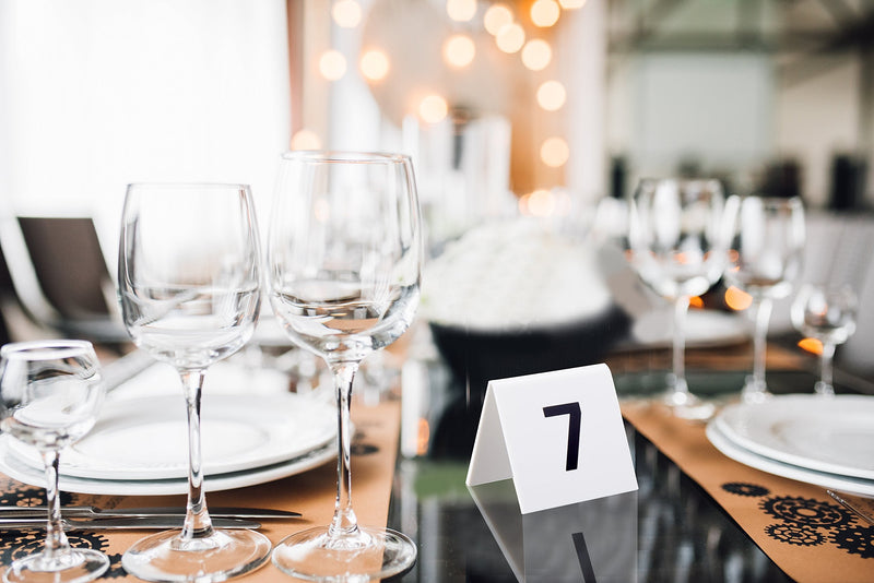 Alpine Industries 25 Pcs Acrylic Tent Style Table Numbers, 3"x3" (Numbered 1 Through 25) Numbered 1-25