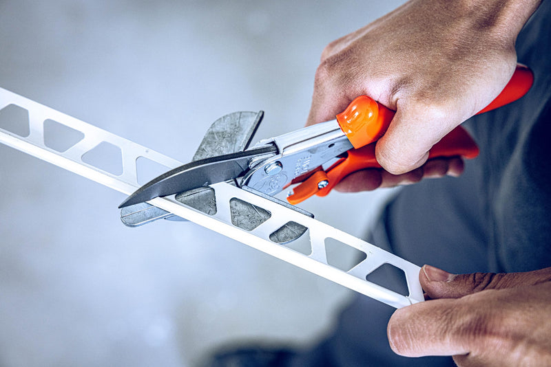 Original LÖWE Sharp Miter Shears 3.104 | With 45 Degree Stops for Precision Cutting | Professional Grade Angle Cutter Tool for Plastic, Rubber, Wood, PVC, Leather, Metal | Made in Germany Garden