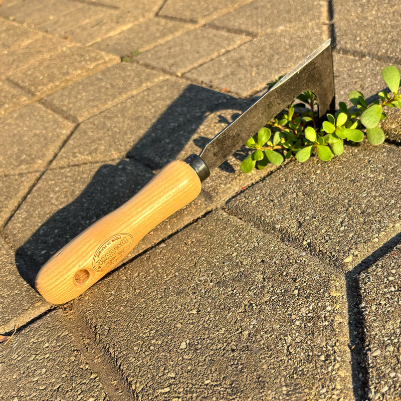 Dewit Short Handle Patio Knife – Premium Weeding Tool for Pavers | Tempered Boron Steel Blade | Ash Hardwood Handle | Eco-Friendly | 11" Length