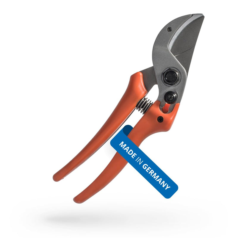 Original LÖWE 15 Anvil Pruning Shears 15.107 with Bypass Geometry for Small to Medium Hands - Curved, Non-Stick Coated Blade Ideal for Cutting Hard Wood like Linden, Spruce, Larch, and Oak Inward curved handle