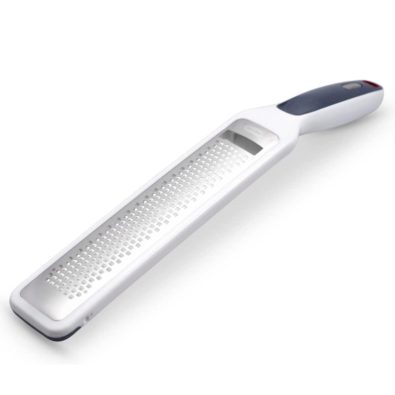 Zyliss SmoothGlide Rasp Grater – Fine Handheld Grater & Citrus Zester with Razor Sharp Stainless Steel Blade & Ergonomic Handle - Protective Cover with Measurements & Scraper - Handy Kitchen Essential