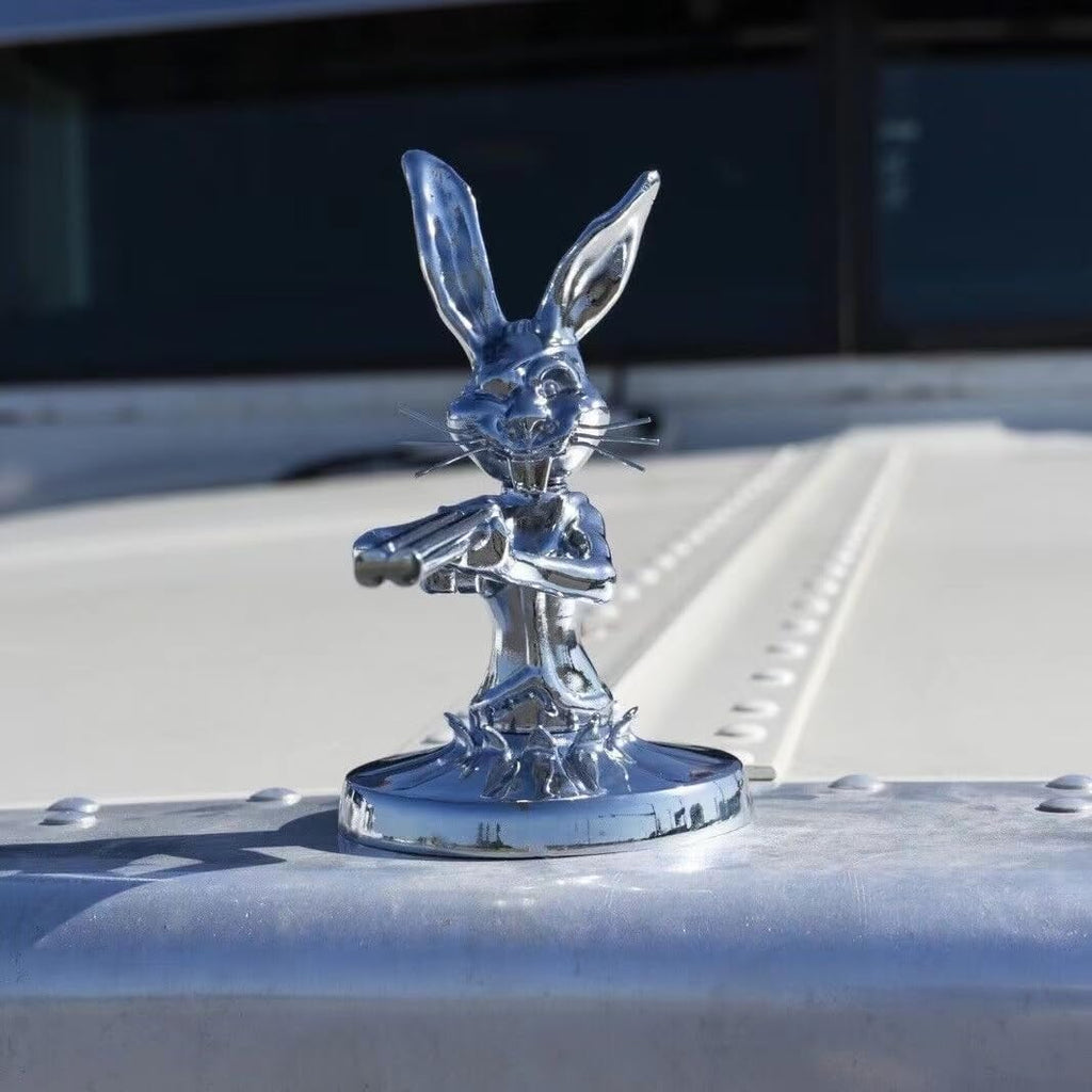 Bunny Hood Ornament Sculpture，Cartoon Vintage Car Decoration，Automotive Metal 3D Hood Statue，Suitable for All Types of Cars