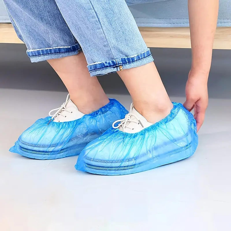 Set of 10 Disposable CPE Overshoes - High Tear Resistance - Reinforced Elastic Band - DPI for Home, Garden and Work - Reliable Protection - Matte Blue