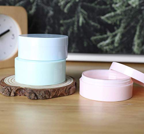 LASSUM 3 Pieces 5ml Plastic Empty Loose Powder Container Make-up Loose Powder Puff Box Case with Sifter and Lids (Random Color)